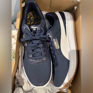 Puma California new original box size 11